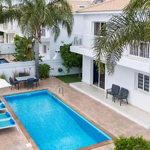 Villa Luxvillasrentals, Ayia Napa